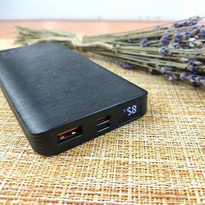 Внешний аккумулятор XO PR-143, 10000 mAh, 3A вх/вых, USB/Type-C, QC 3.0+PD, дисплей, черный