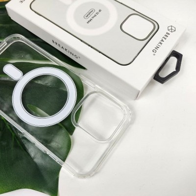 Накладка силиконовая Breaking MagSafe для iPhone 13, прозрачный