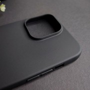 Чехол-накладка силиконовый для iPhone 14 (6.1") Breaking, черный