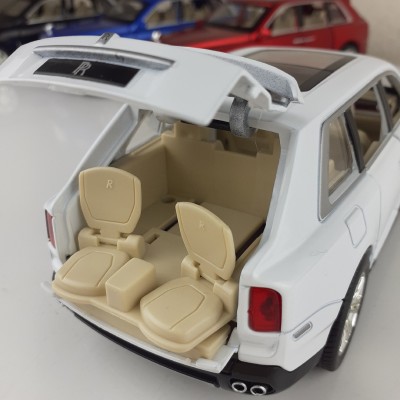 Металлическая модель автомобиля "Rolls-Royce" CZ113A, в ассортименте